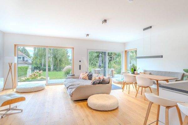 offener Wohn- und Essbereich