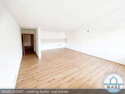 Beispielfoto - Küche und Wohnzimmer