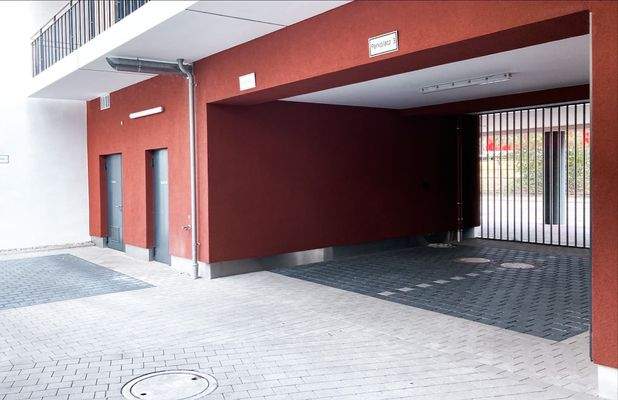 Stellplaetze_aussen_iLive_Campus_Living_Nuernberg.