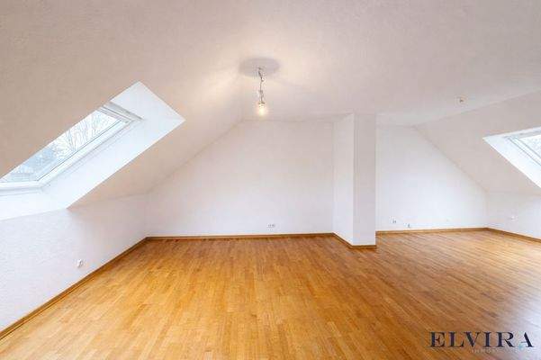 Studio/Büro/Einliegerwohnung DG