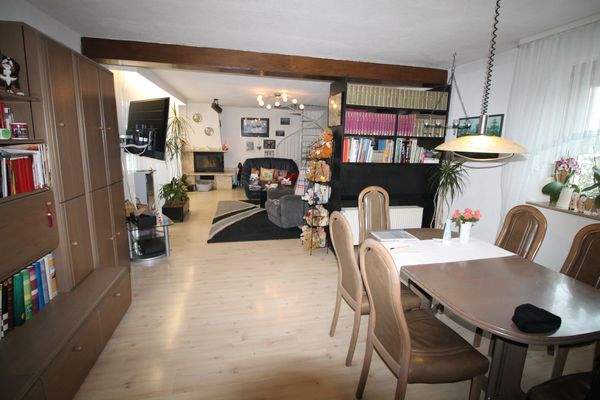 Ess-Wohnbereich im EG .JPG