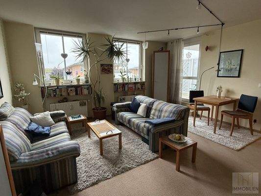 Wohnzimmer mit Terasse