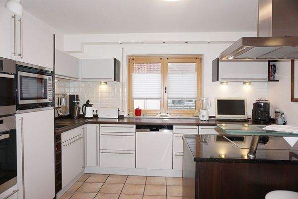 hochwertige Küche - zur Ablöse