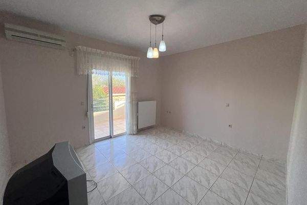 Kreta, Kalathas: Freistehendes Haus zum Verkauf in Kalathas, nur wenige Gehminuten vom Meer entfernt