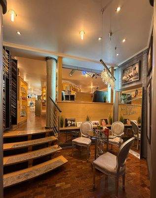 Treppenabgang zu den hinteren Räumen