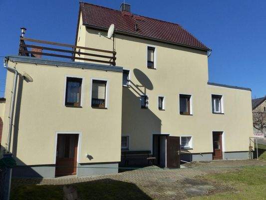 Hausansicht von der Gartenseite B.2