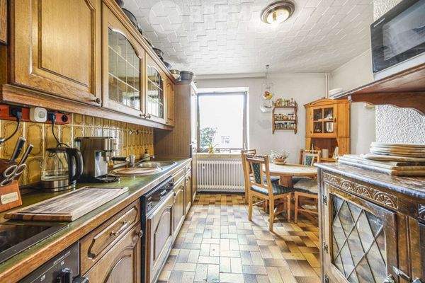 Küche mit Essbereich EG