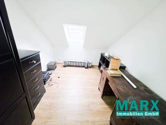 Kinder- / Arbeitszimmer
