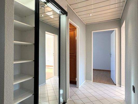 Flur mit Einbauschrank