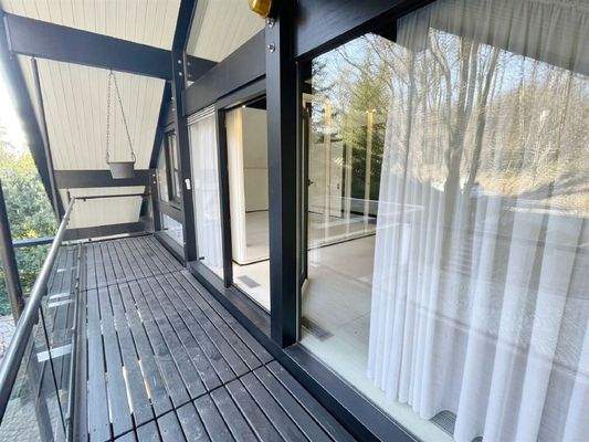 Balkon vor dem Schlafzimmer DG