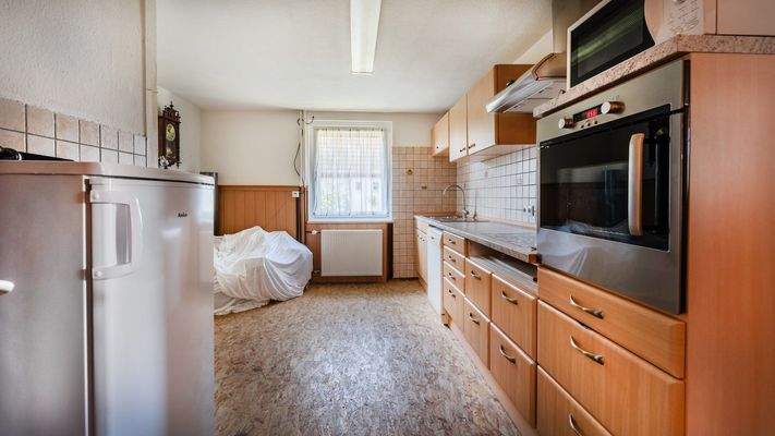 Küche im Erdgecshoss im Altbau