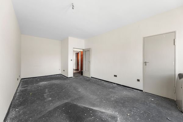 Großes Zimmer, Zugang Küche