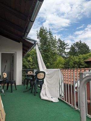 Balkon_mit_Sonnensegel