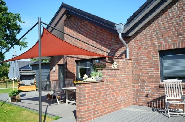 8  Terrassentrennwand
