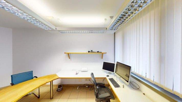 Meran-Merano-Büro-ufficio-vermieten-affitto