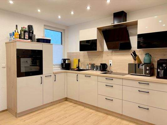 Einbauküche inklusive
