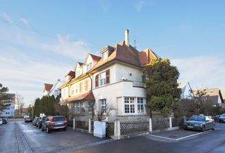 Hausansicht von der Straße