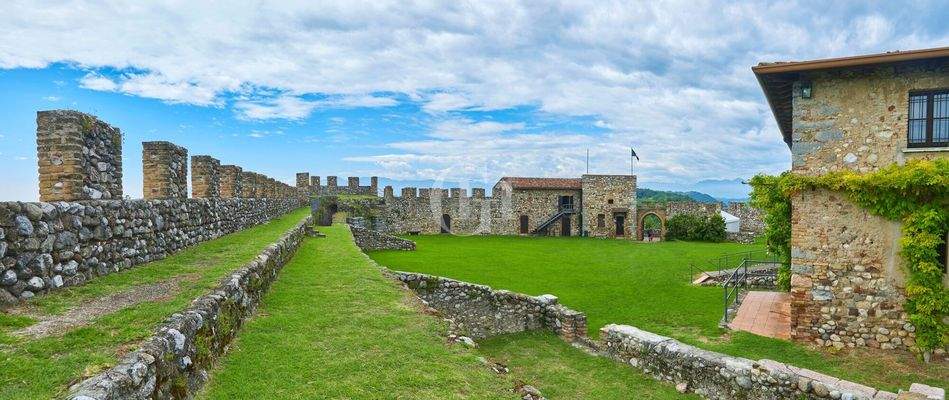 lonato del garda castello