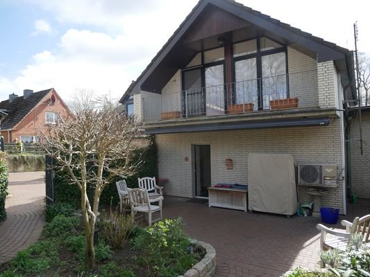 Terrasse und Balkon