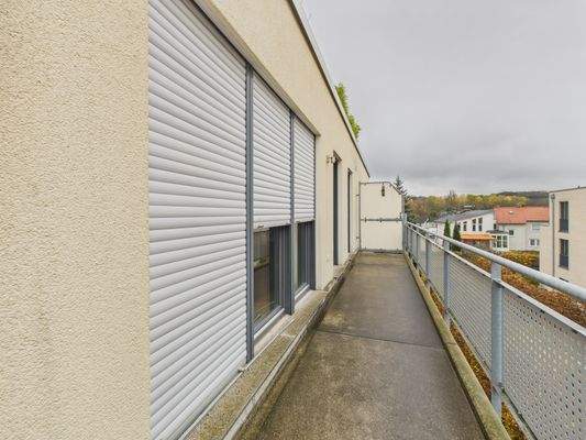 CAM01223G0-PR0169-STILL024