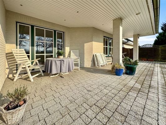 Überdachte Terrasse