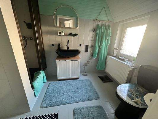 zweites Duschbad im Erdgeschoss