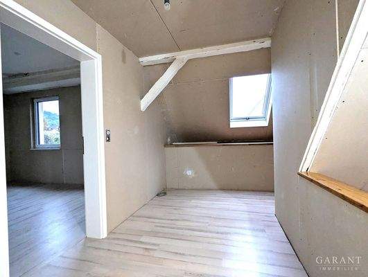 PXL 20251006 160545939