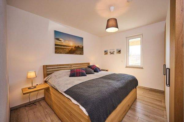 Erstes Schlafzimmer im Erdgeschoss