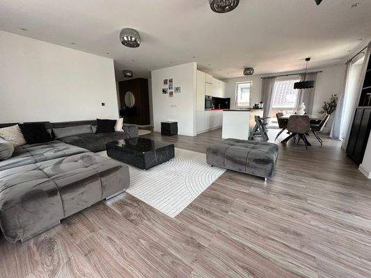 Wohn- und Essbereich OG