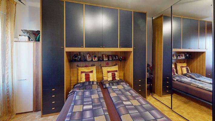 Meran-Merano-Trilocale-Dreizimmerwohnung-in-vendita-vendesi-zu-verkaufen-Balkon-balcone