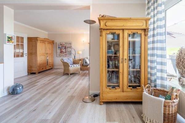 Lichdurchfluteter Wohnbereich