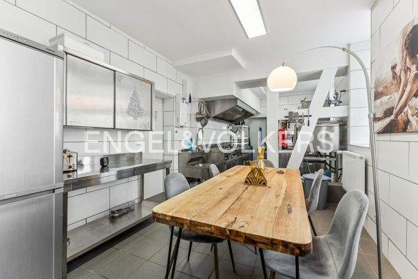 EV - Küche mit Essecke