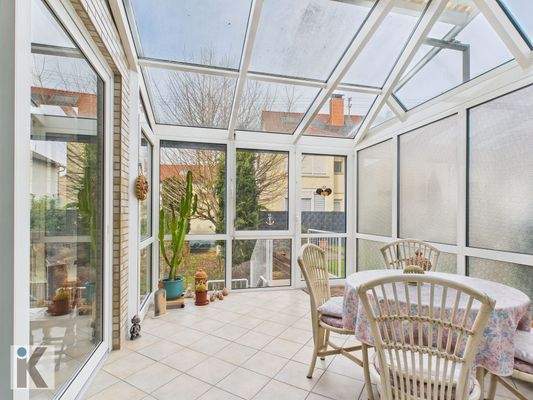 Geschütztes Sitzen im Wintergarten