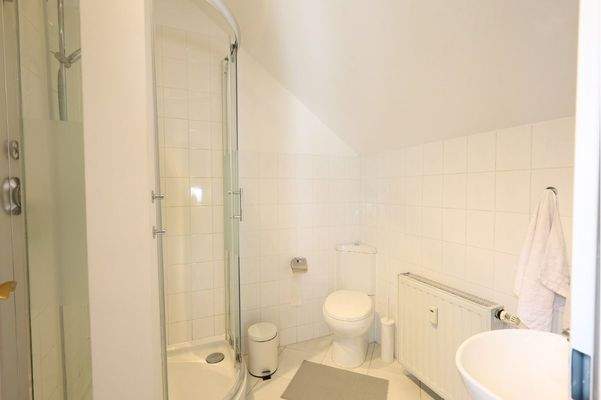 Duschbad rechte Einheit