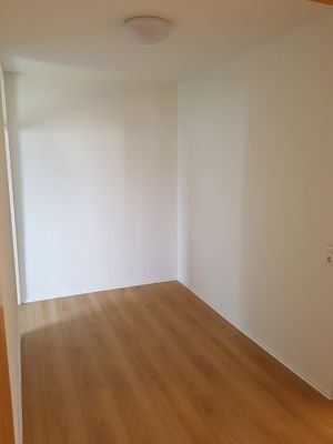 Nebenzimmer_Ankleide.jpg