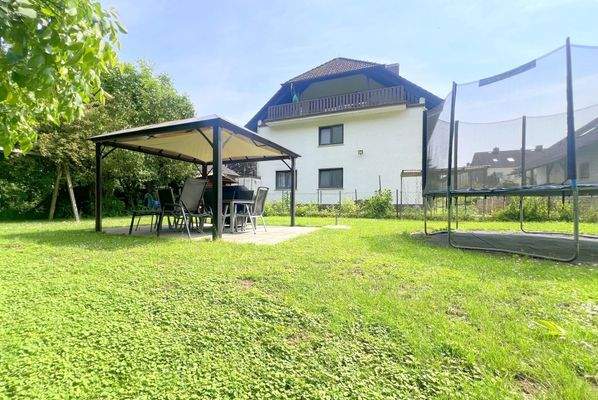 Garten Hausansicht hinten