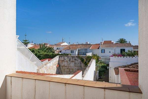 Menorquinisches Haus zum Renovieren mit Garten in Sant Lluis