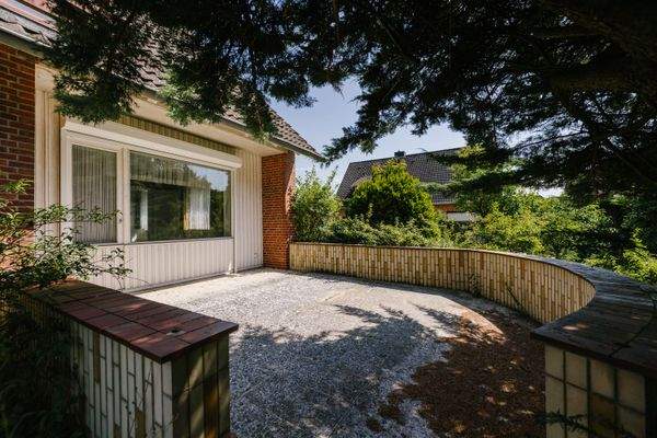 EG Terrasse vor Wohnzimmer