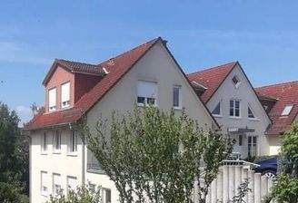 Hausansicht von vorn