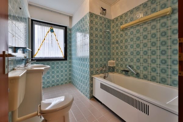 Badezimmer EG