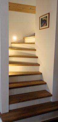 Treppe Beton_Eiche zum OG