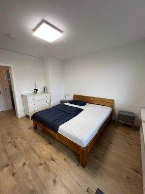 Schlafzimmer_1.OG_Rechts_WE_4 (1)