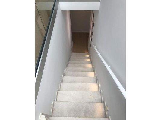 Treppe zur Dachterrasse