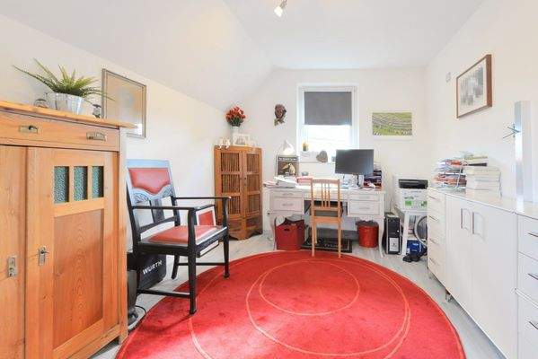 Büro / Kinderzimmer