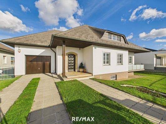 Bungalow Neusiedl/See, Straßenansicht