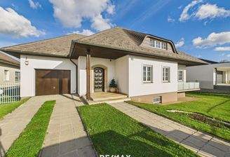 Bungalow Neusiedl/See, Straßenansicht