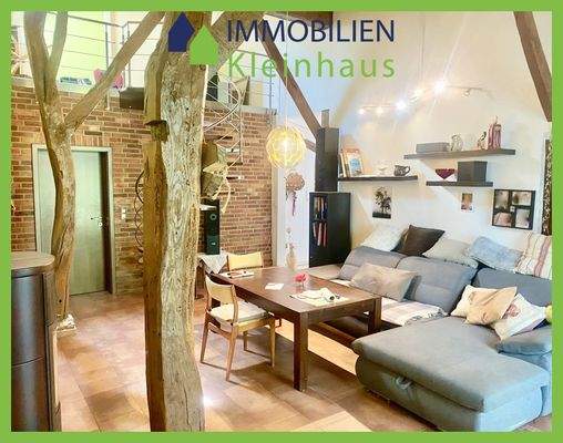 Offene Galerie, Wohnzimmer mit Kamin