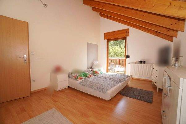 Elternschlafzimmer DG