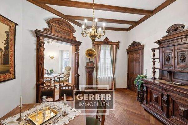 OG Kaminzimmer mit 2 Turmrundungen