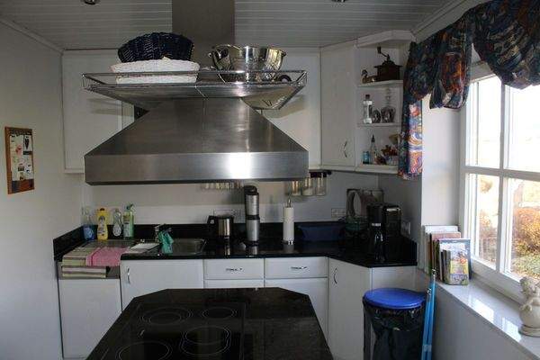 ...  mit angeschlossener Küche 